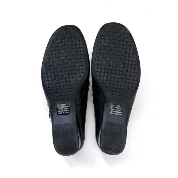 White Mountain dark navy leather mules, size 8 US - Picture 7 of 13